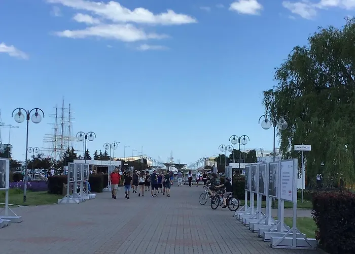 Skwer 13 Apartment *